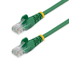 StarTech.com Cat5e patch cable with snagless RJ45 connectors – 5 ft, green